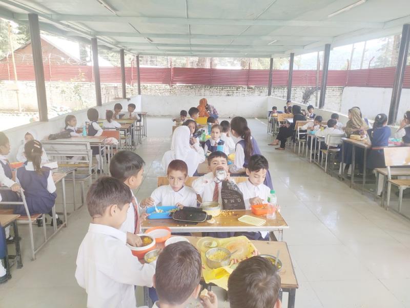 School Children eating Lunch in school Dining hall